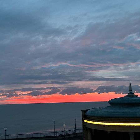The Cumberland Hotel Eastbourne Exteriör bild