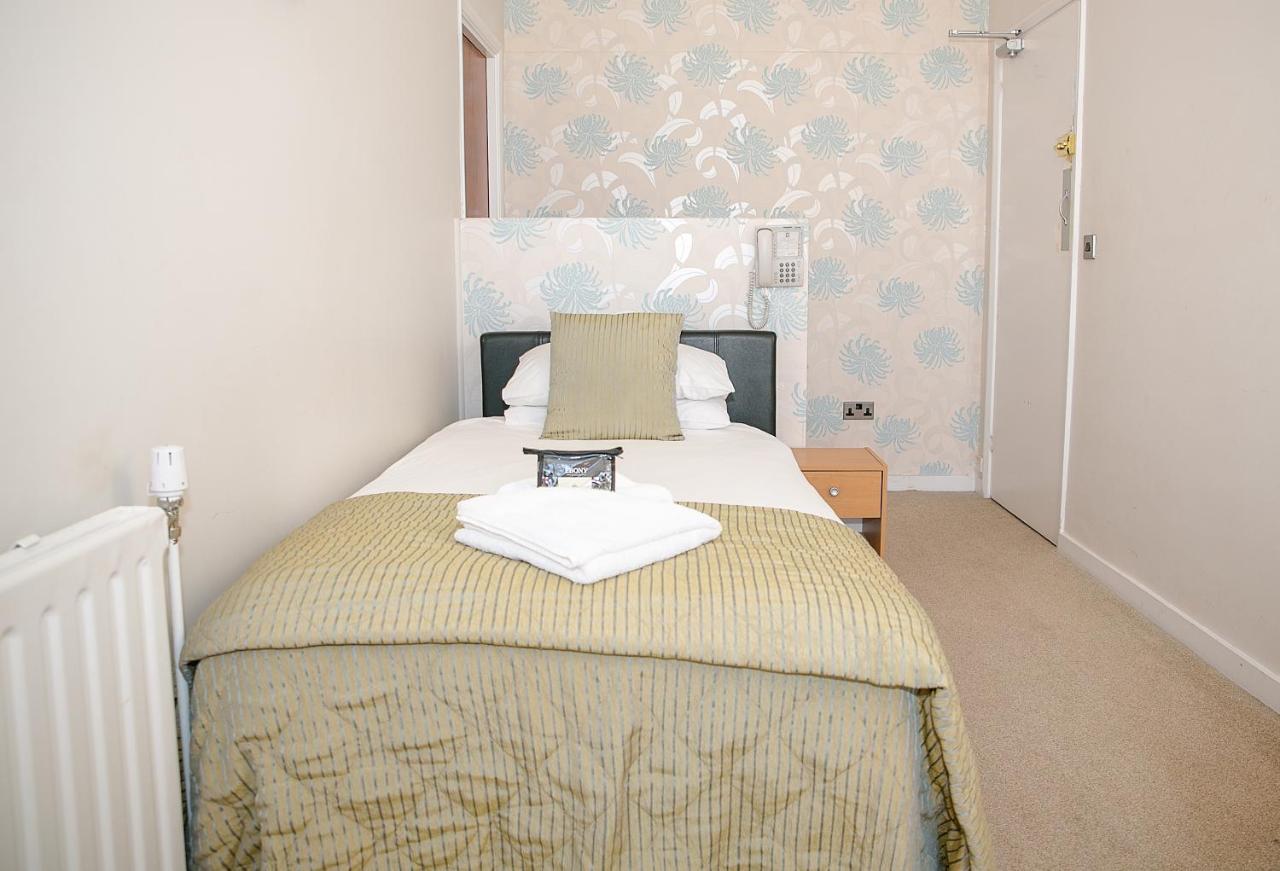 The Cumberland Hotel Eastbourne Exteriör bild