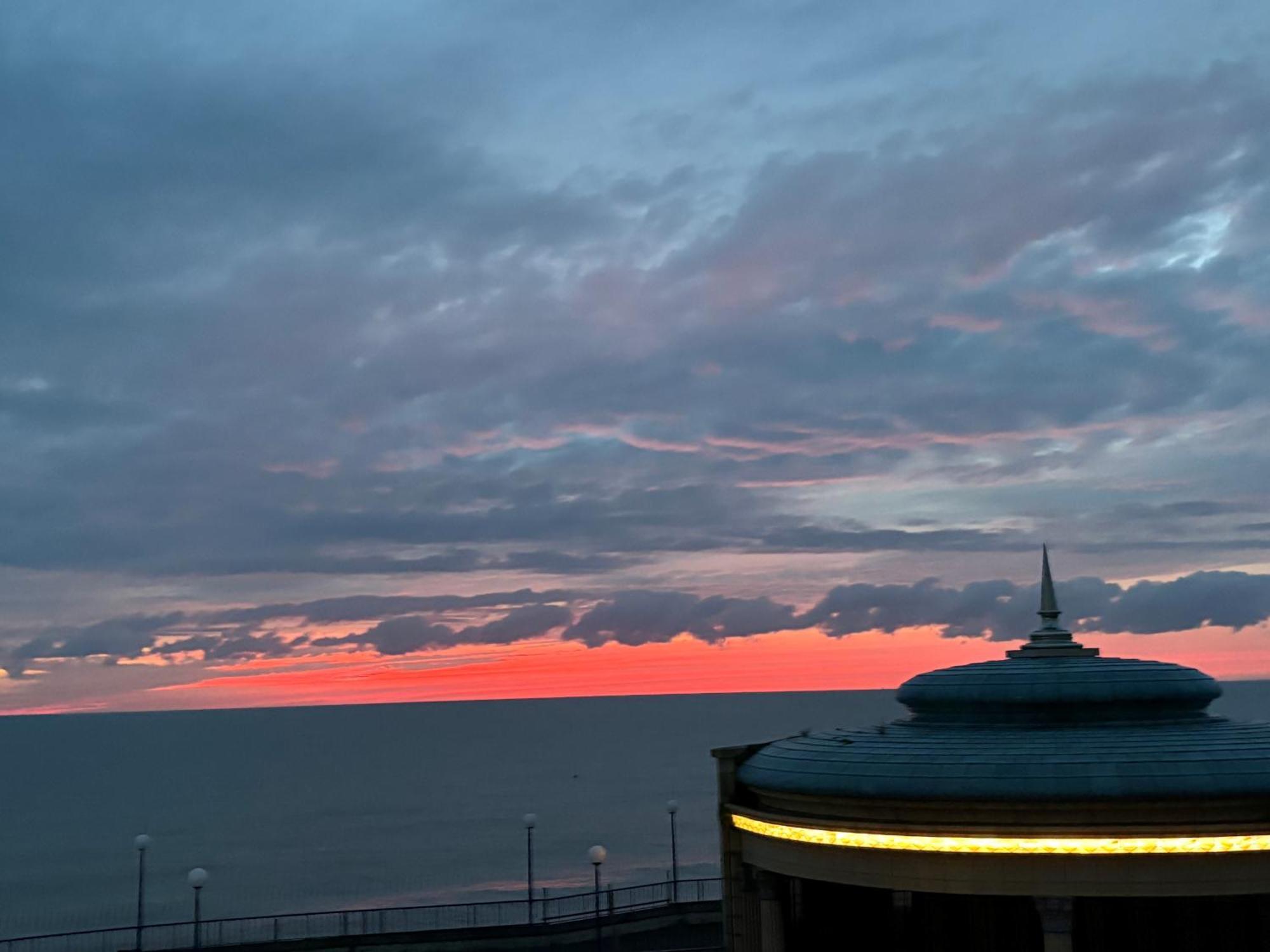 The Cumberland Hotel Eastbourne Exteriör bild