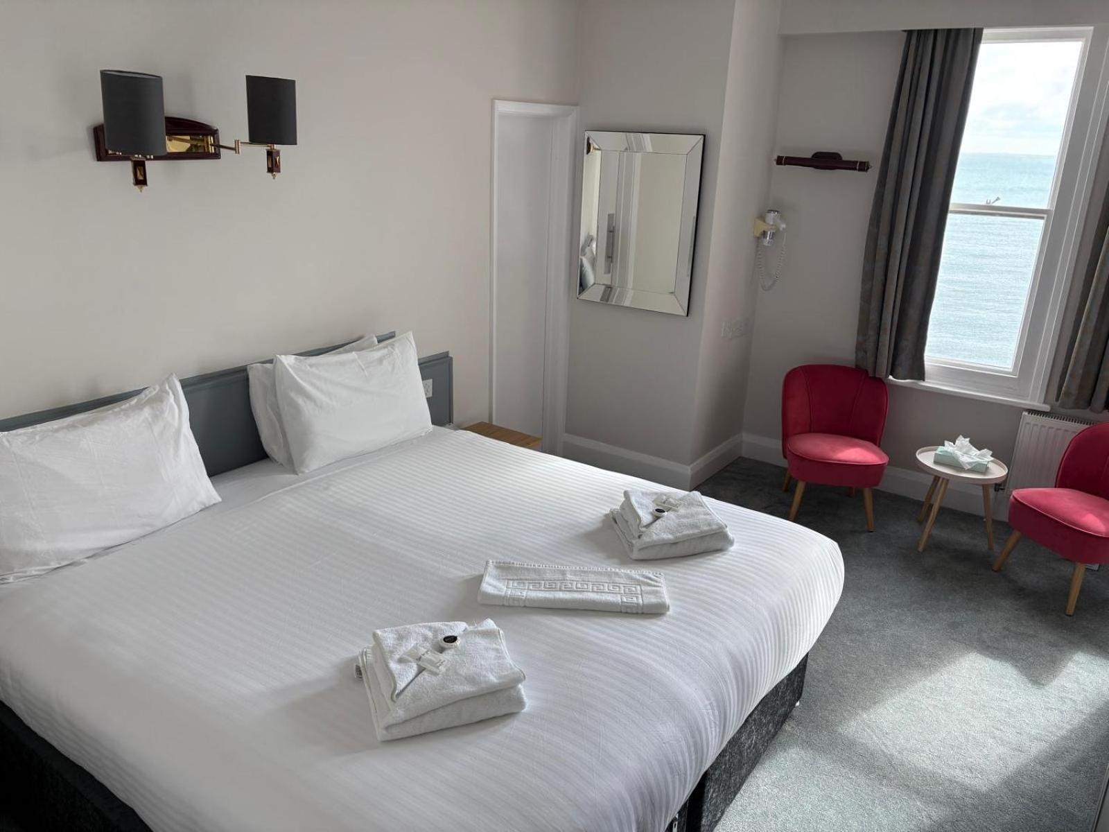The Cumberland Hotel Eastbourne Exteriör bild